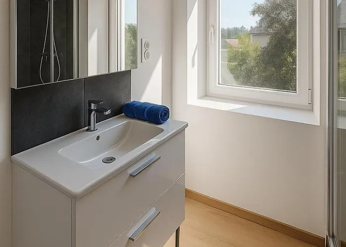 Apartmán Neuf Et Moderne St-die - Calme - Wifi - 2 Min Gare - Parking Gratuit Proche *